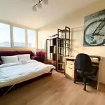 Zaporoska Skyline View By Bookinghost דירה