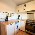 Zaporoska Skyline View By Bookinghost דירה ורוצלב