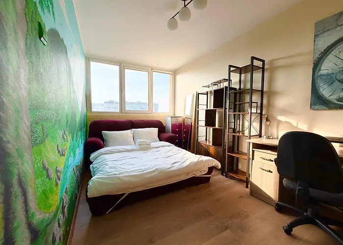 Zaporoska Skyline View By Bookinghost Apartman