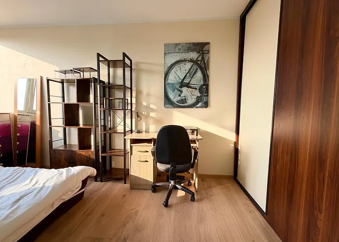 Zaporoska Skyline View By Bookinghost Apartman Wrocław