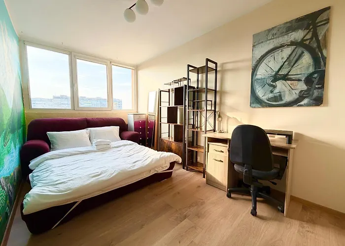 Zaporoska Skyline View By Bookinghost Apartman