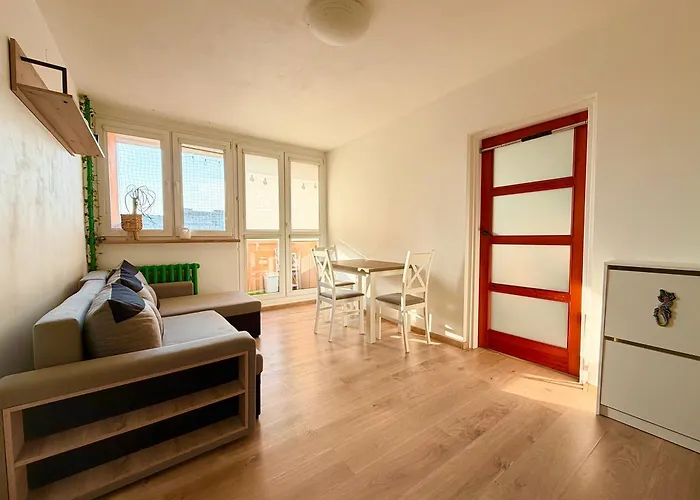 Zaporoska Skyline View By Bookinghost *