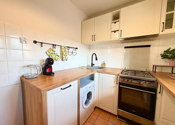 Zaporoska Skyline View By Bookinghost Apartman Wrocław